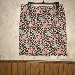 4/$10🌻🌻Animal & floral print Nicole miller skirt